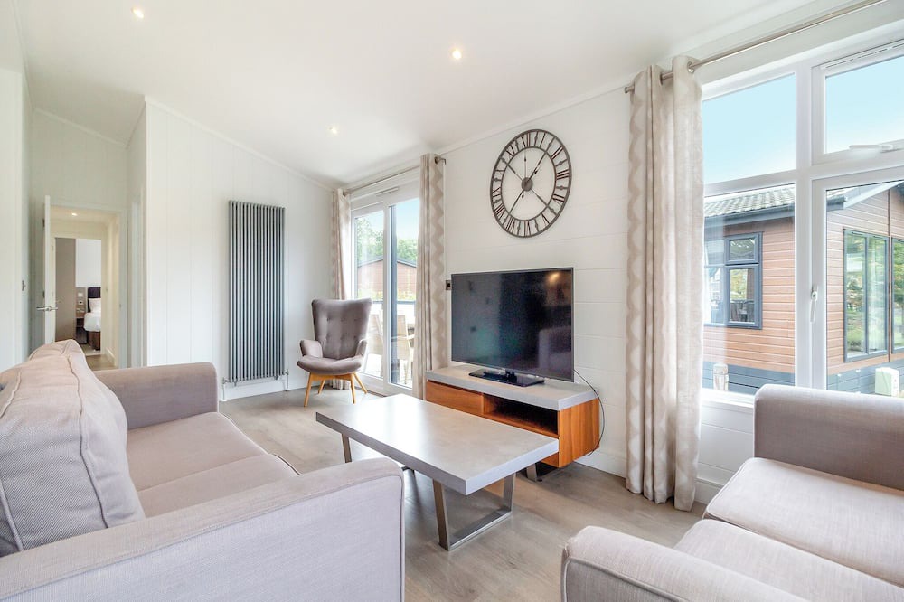 Pentney Ski Chalet | 3 bedroom accommodation in Pentney, King&rsquo;s Lynn
