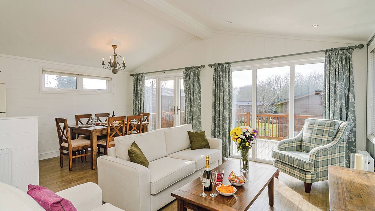 Stuppington Ski Chalet | 3 bedroom accommodation in Canterbury