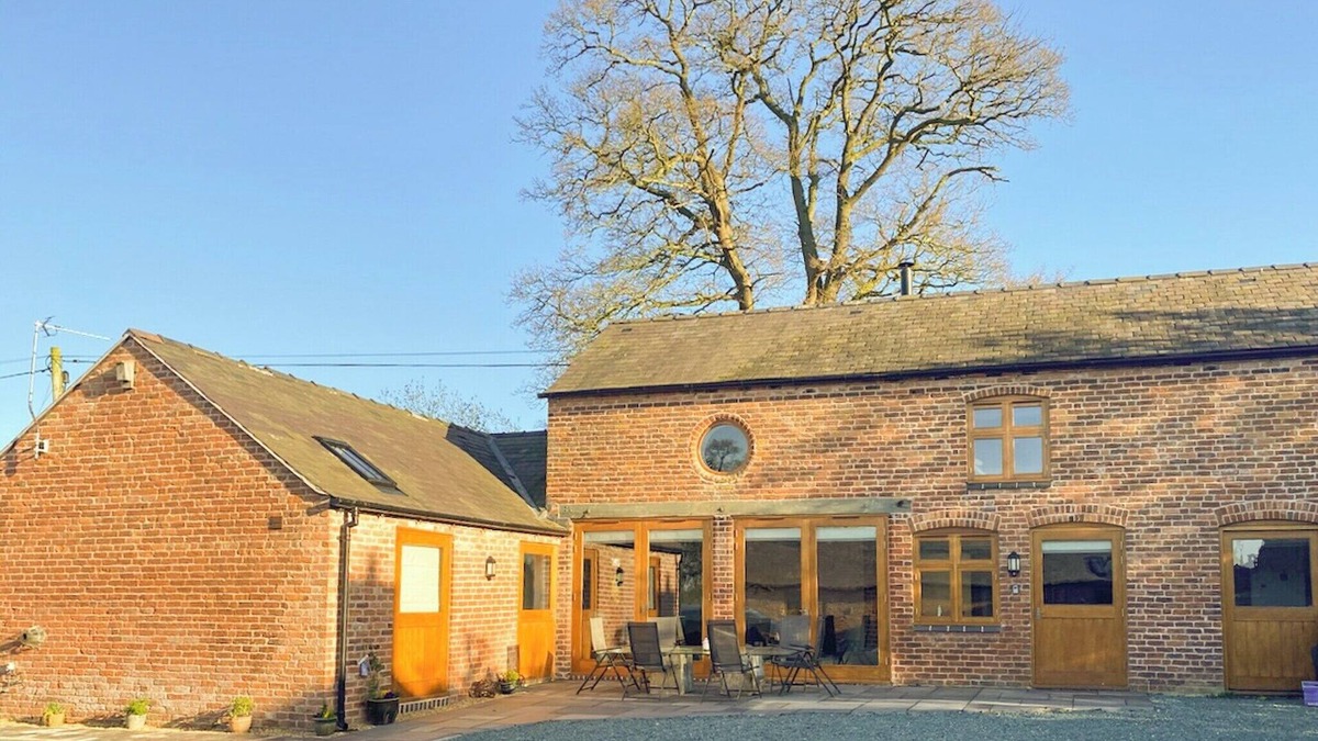 Loppington Cottage | 3 bedroom accommodation in Northwood, near Ellesmere