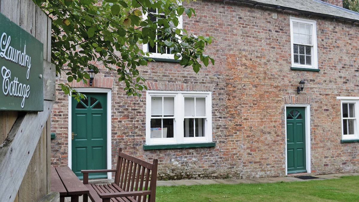 Rudston Cottage | 3 bedroom accommodation in Rudston, near Bridlington