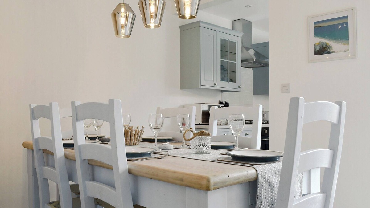 Pakefield Cottage | 3 bedroom accommodation in Lowestoft