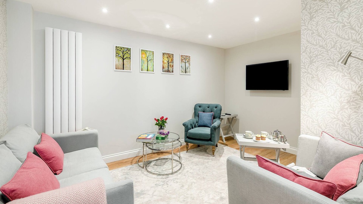 New Mills Cottage | 3 bedroom accommodation in New Mills