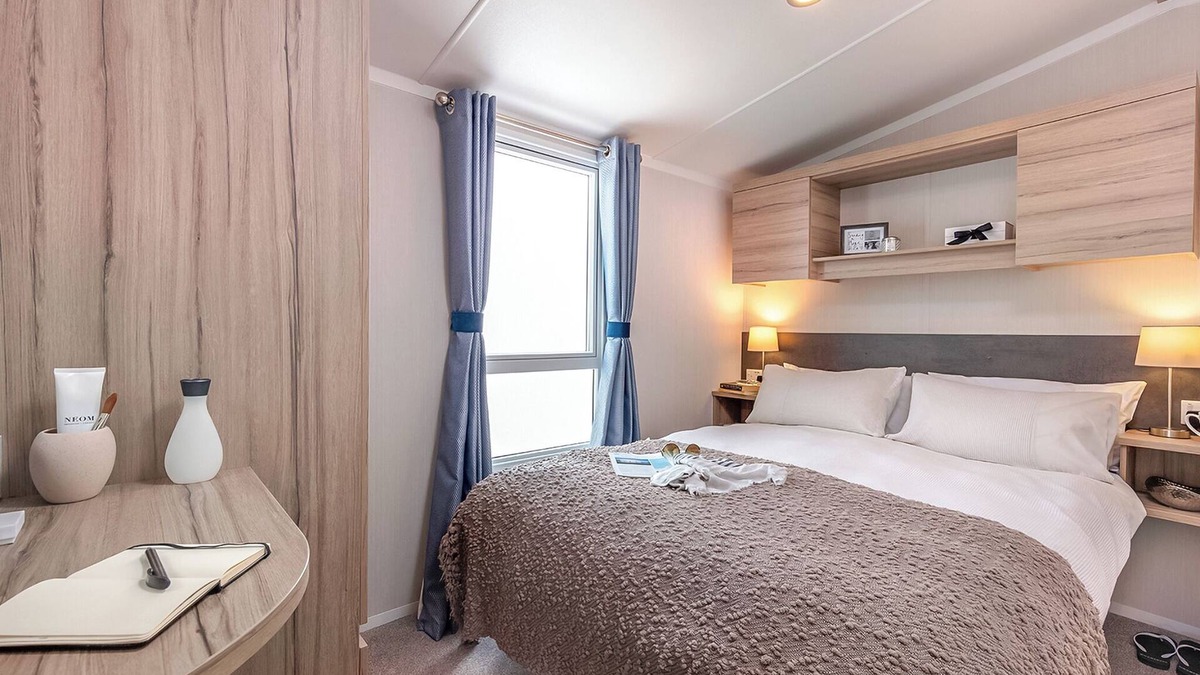 Ningwood House | 3 bedroom accommodation in Newbridge, Nr Yarmouth