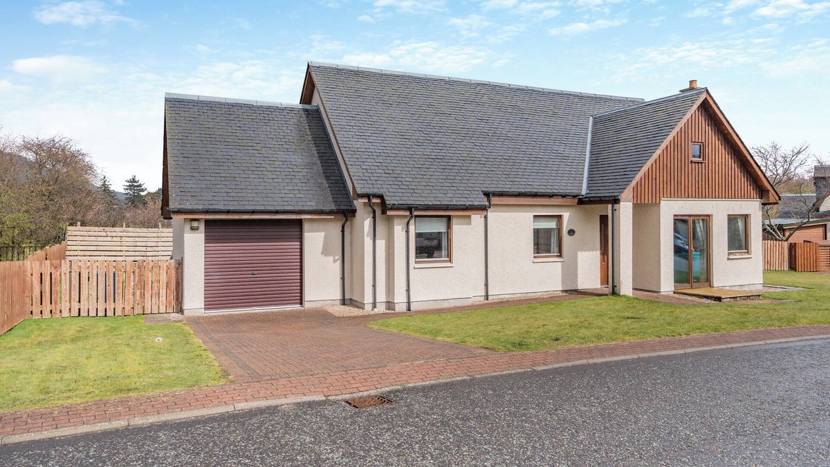 Coylumbridge Cottage | 3 bedroom accommodation in Aviemore