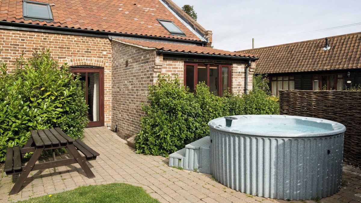 Potter Heigham House | 3 bedroom accommodation in Catfield