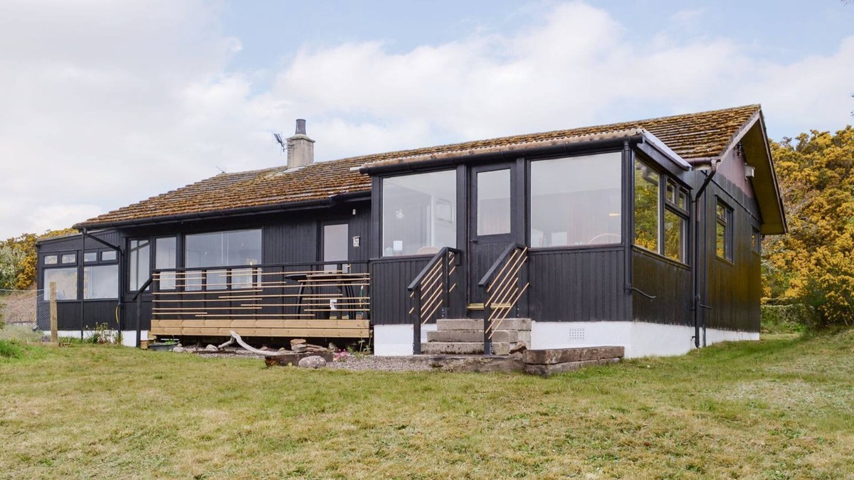 Dornoch Cottage | 3 bedroom accommodation in Lonemore, near Dornoch