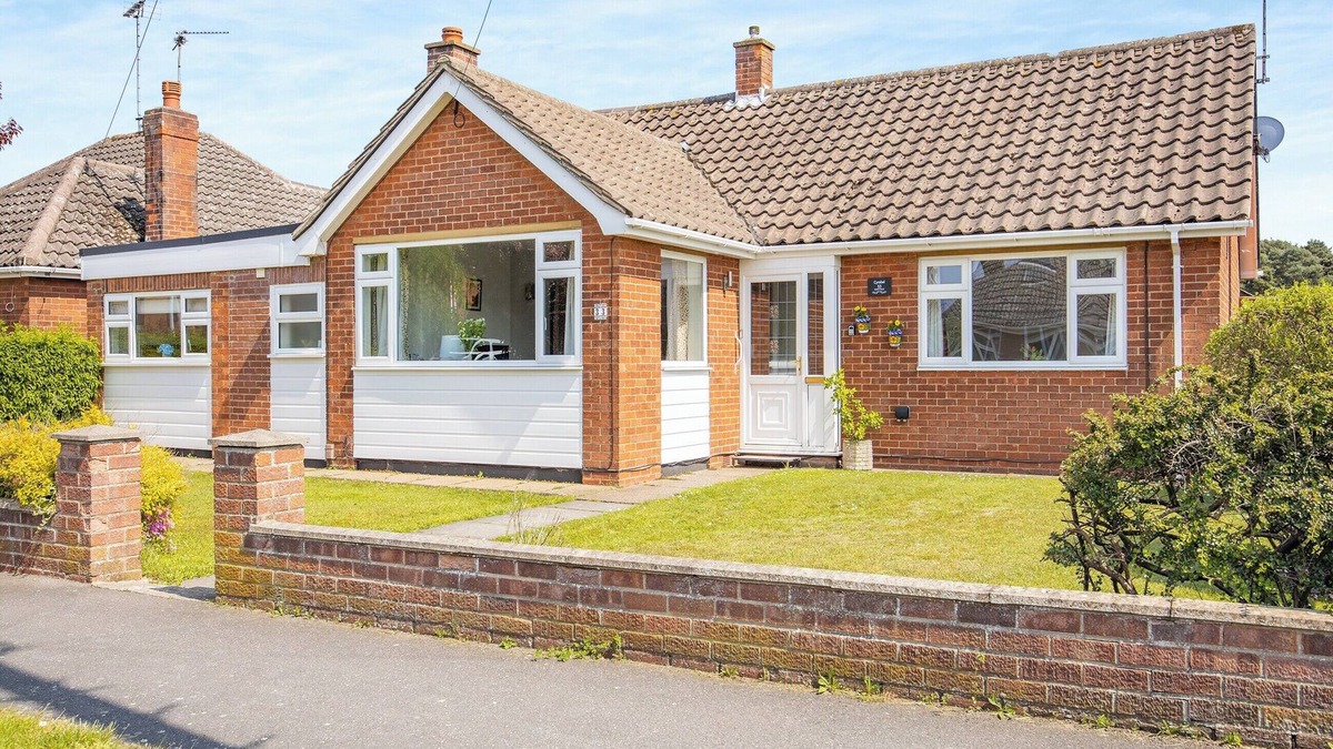 Lincoln Cottage | 3 bedroom accommodation in Lincoln
