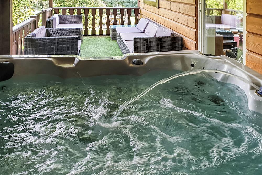 Horton Ski Chalet | 3 bedroom accommodation in Nr Leek