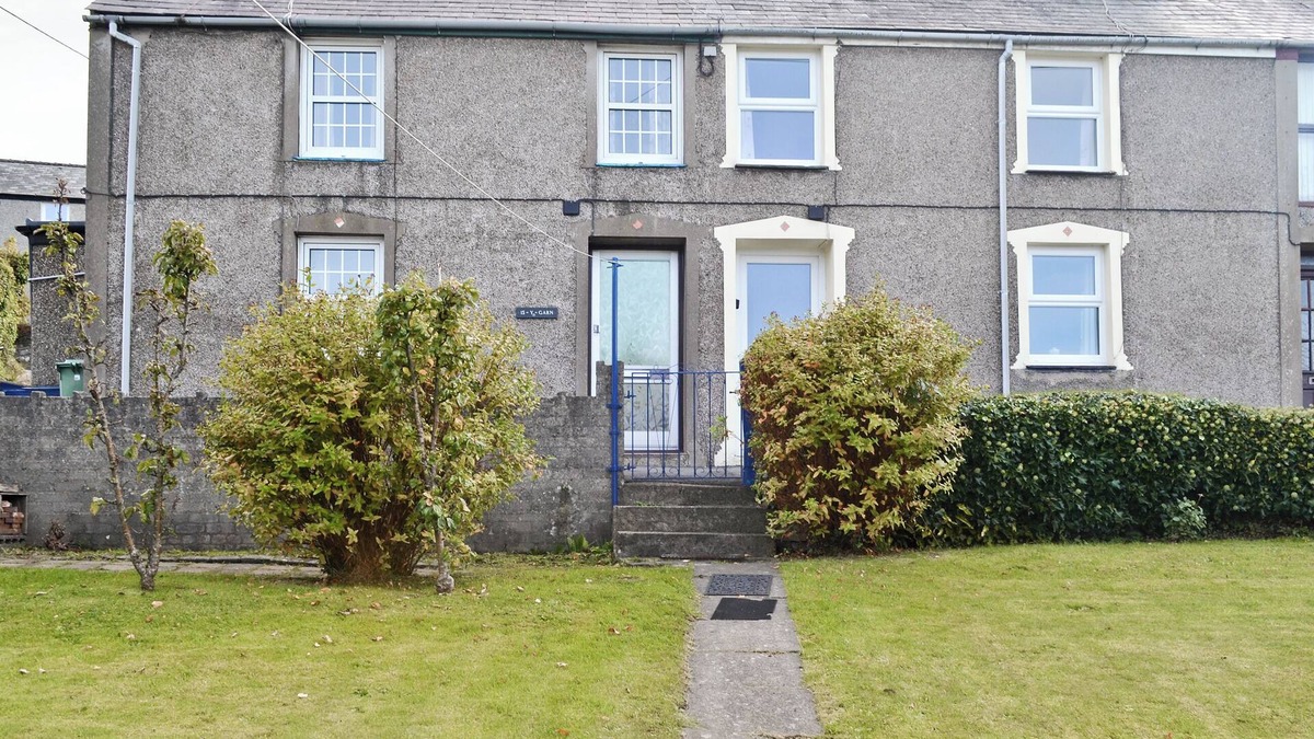 Nefyn Cottage | 3 bedroom accommodation in Nefyn, near Pwllheli