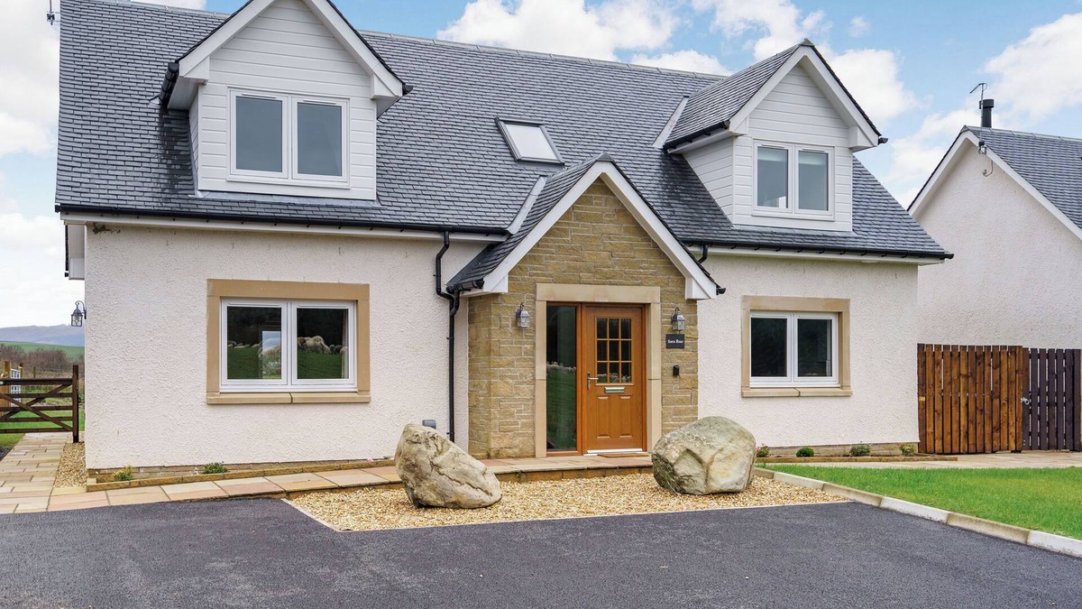 Ascog Cottage | 3 bedroom accommodation in Gartmore, near Stirling