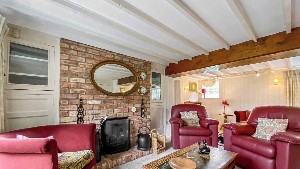 Nunney Cottage | 3 bedroom accommodation in Gare Hill, near Frome