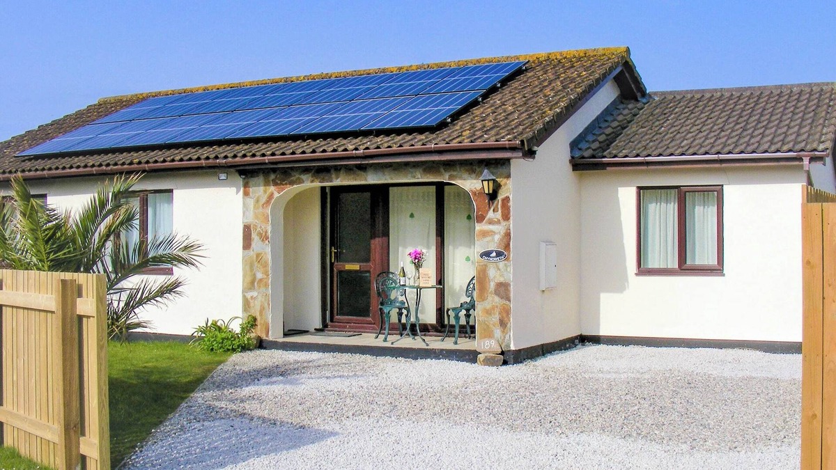 Padstow Cottage | 3 bedroom accommodation in St Merryn, near Padstow