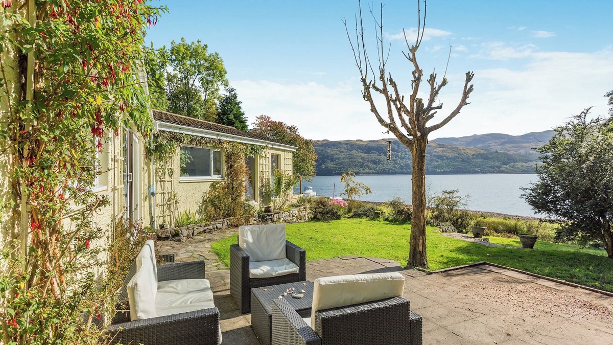 Salen Cottage | 3 bedroom accommodation in Camas Inas, near Acharacle