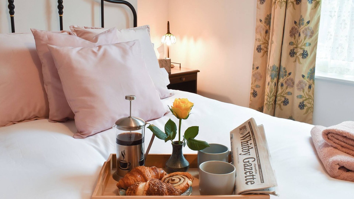 West Cliff Cottage | 3 bedroom accommodation in Whitby