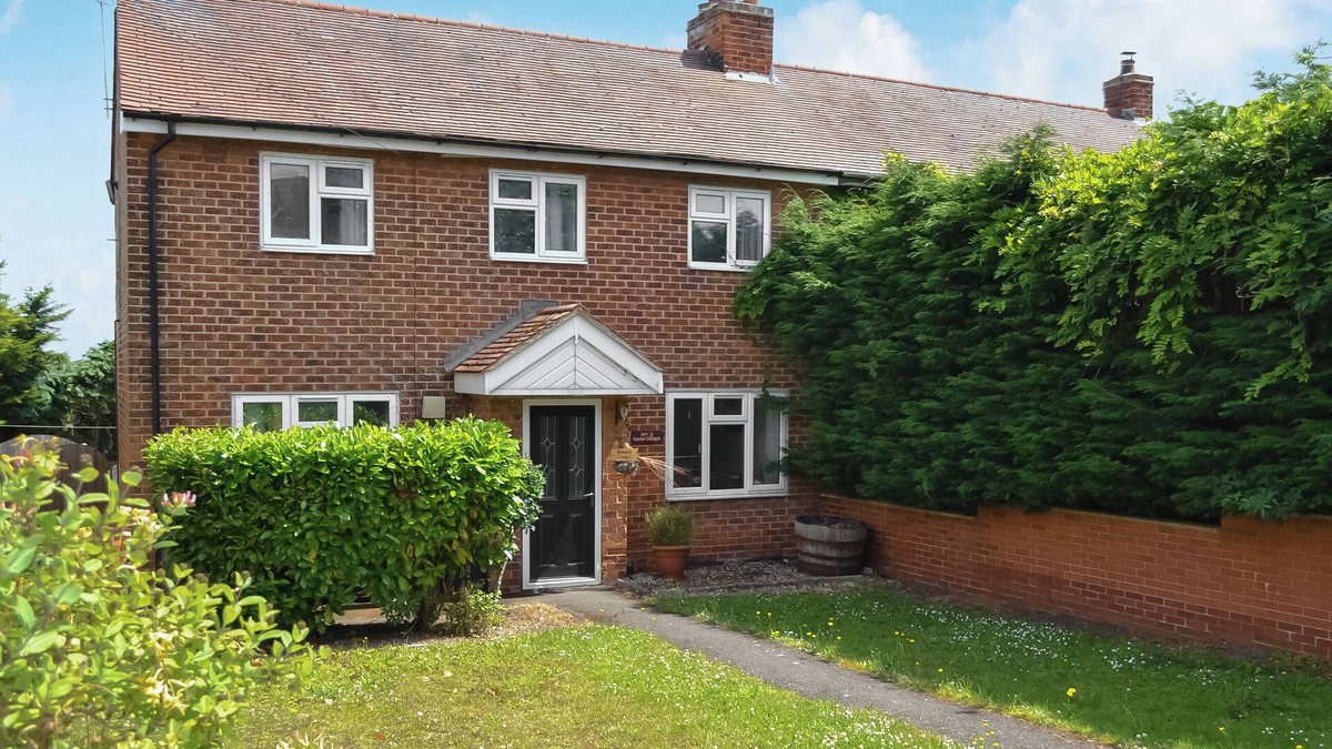 Wroot Cottage | 3 bedroom accommodation in Wroot