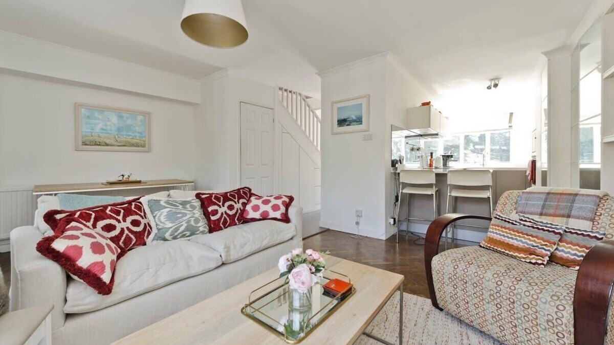 Earl's Court Apartment | 3 Bedroom Apartment, Earls Court