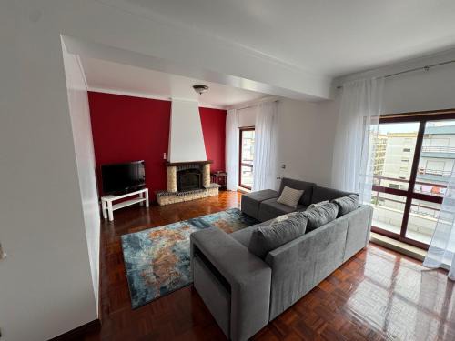 Fatima Apartment | 3 Bedroom Apt 15 Min Walk to Fátima Sanctuary