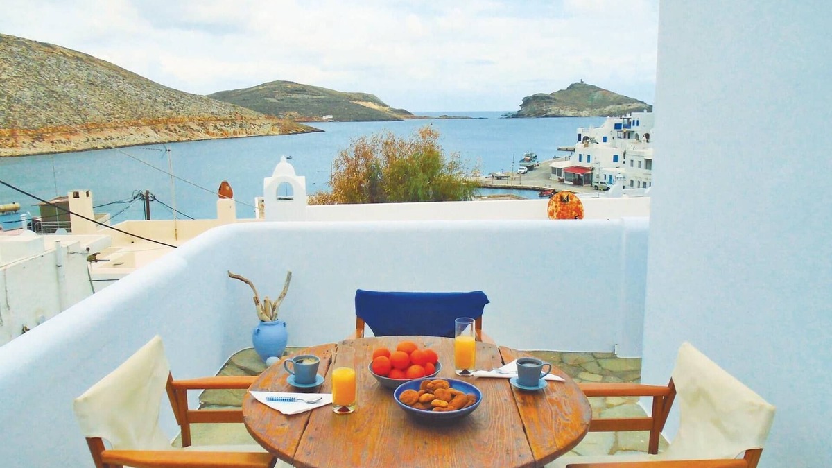 Panormos Apartment | 3 bedroom awesome apartment in Panormos