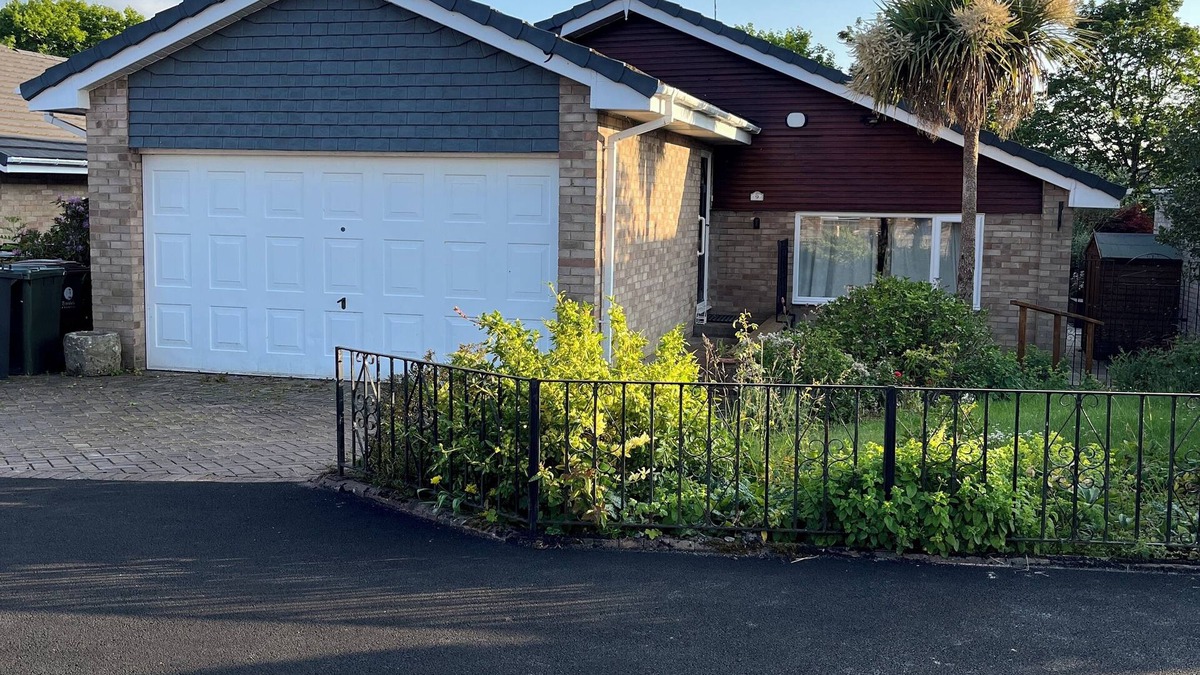 Wylam House | 3 Bedroom bungalow. Sleeps 7. In heart of Northumberland. Central location.