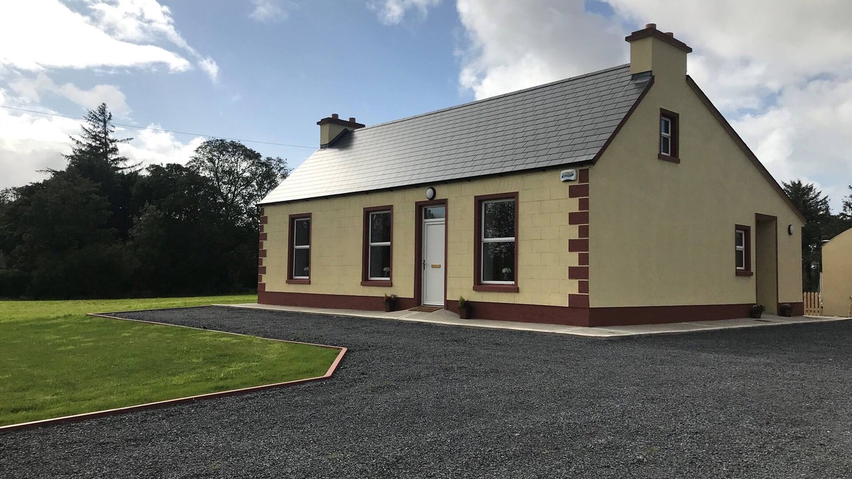 County Clare House | 3 bedroom cottage near Kilrush & Doonbeg