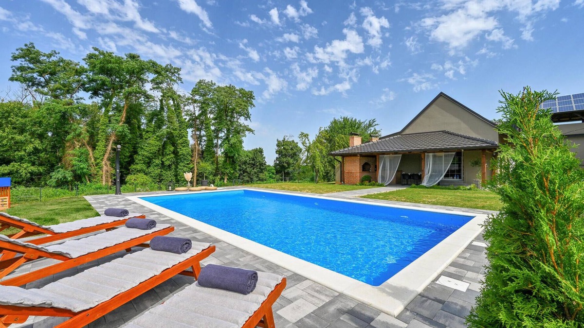 Bjelovar House | 3 bedroom cozy home in Gornje Plavnice