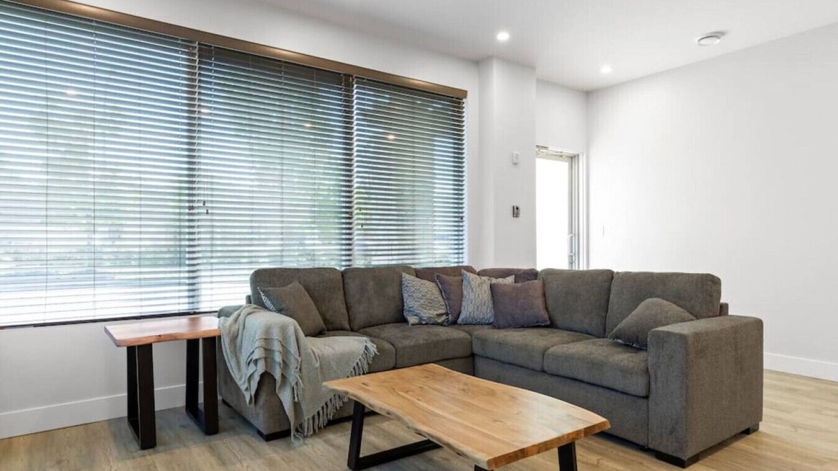 Regional District of Nanaimo Hotel | 3-bedroom Daily Monthly Rates Available Unit 1