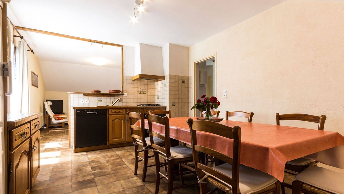 Lalley Apartment | 3 bedroom gite "Châtel" with Jacuzzi-Sauna in Trieves Vercors