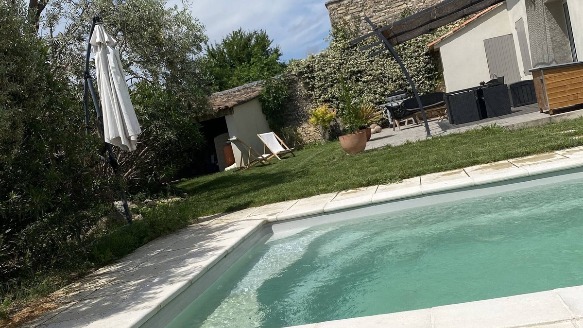 Saint-Didier House | 3 bedroom house 130 M2 with swimming pool 7x3,5 M