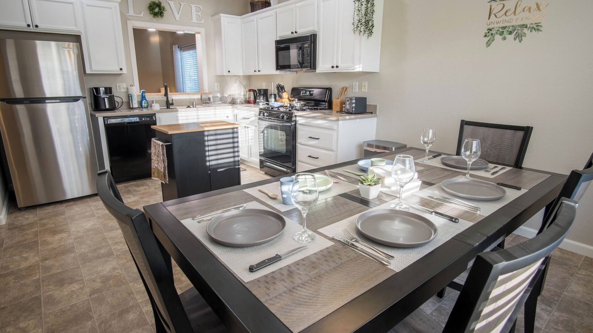 Yuba City House | 3-bedroom house in delightful Yuba City with WiFi, AC