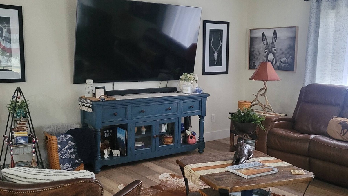Libby House | 3-bedroom house in gorgeous Libby with WiFi, AC. Book your stay now