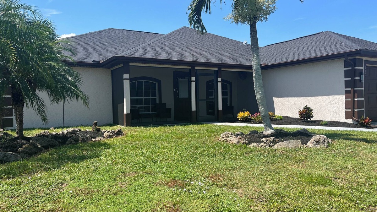 Mariner House | 3-bedroom house in phenomenal Cape Coral with private yard and pool/spa