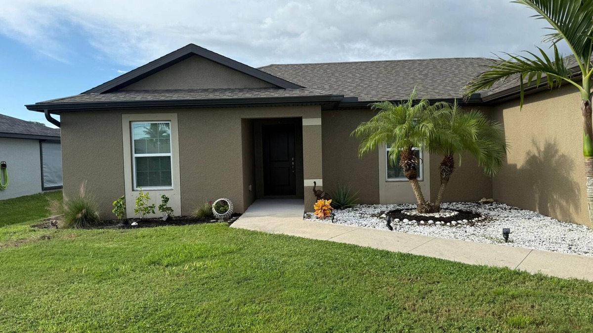 Mariner House | 3-bedroom house in welcoming Cape Coral with heated pool