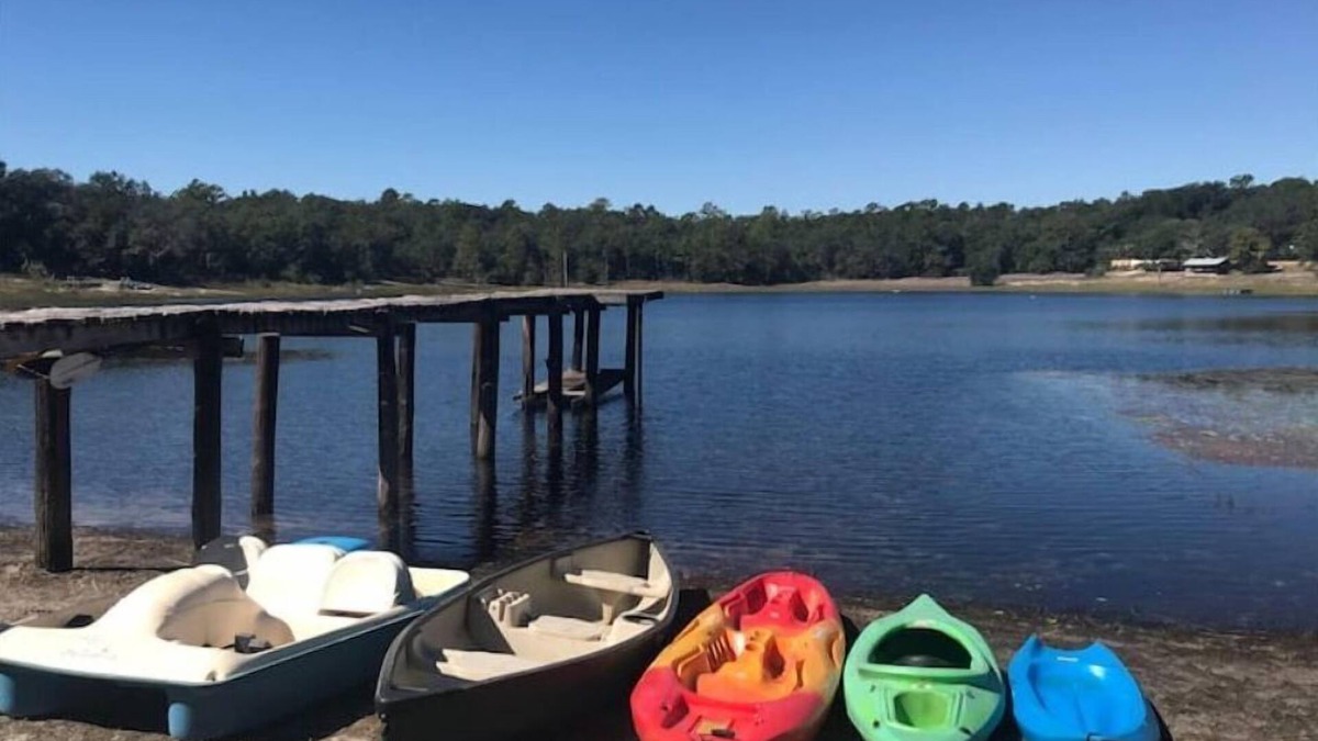 Putnam Hall House | 3 Bedroom House on Private Scenic Lake Mable