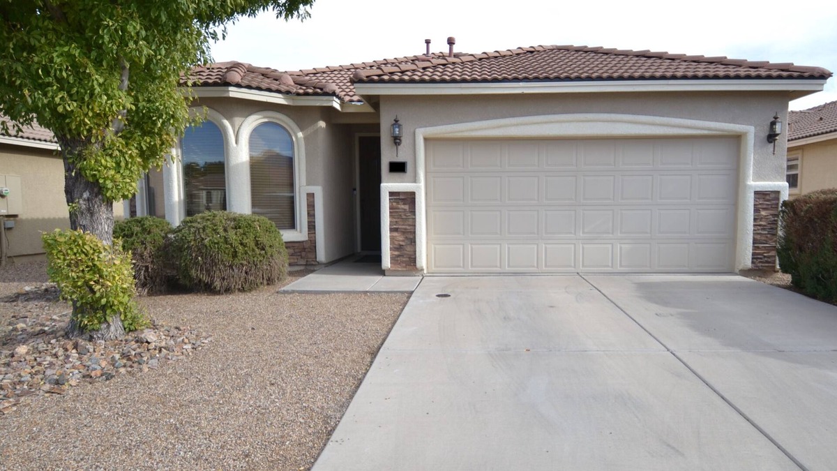 Sierra Vista House | 3-Bedroom in Summit Heights