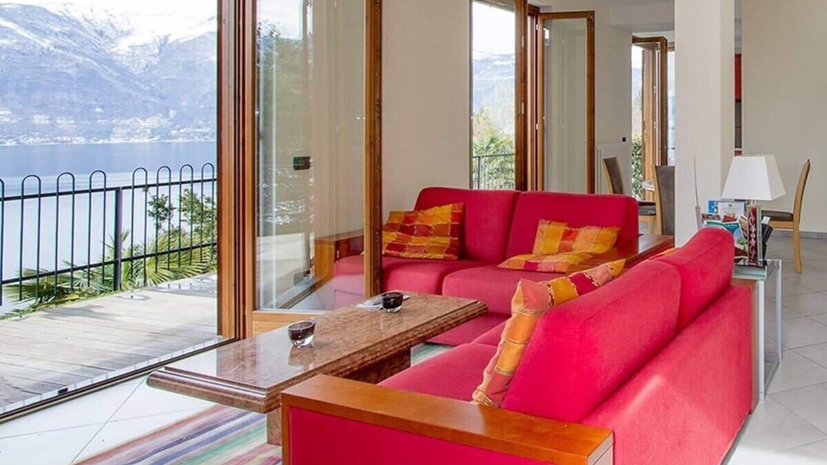 Brezzo di Bedero Apartment | 3 bedroom Italian Lakes apartment