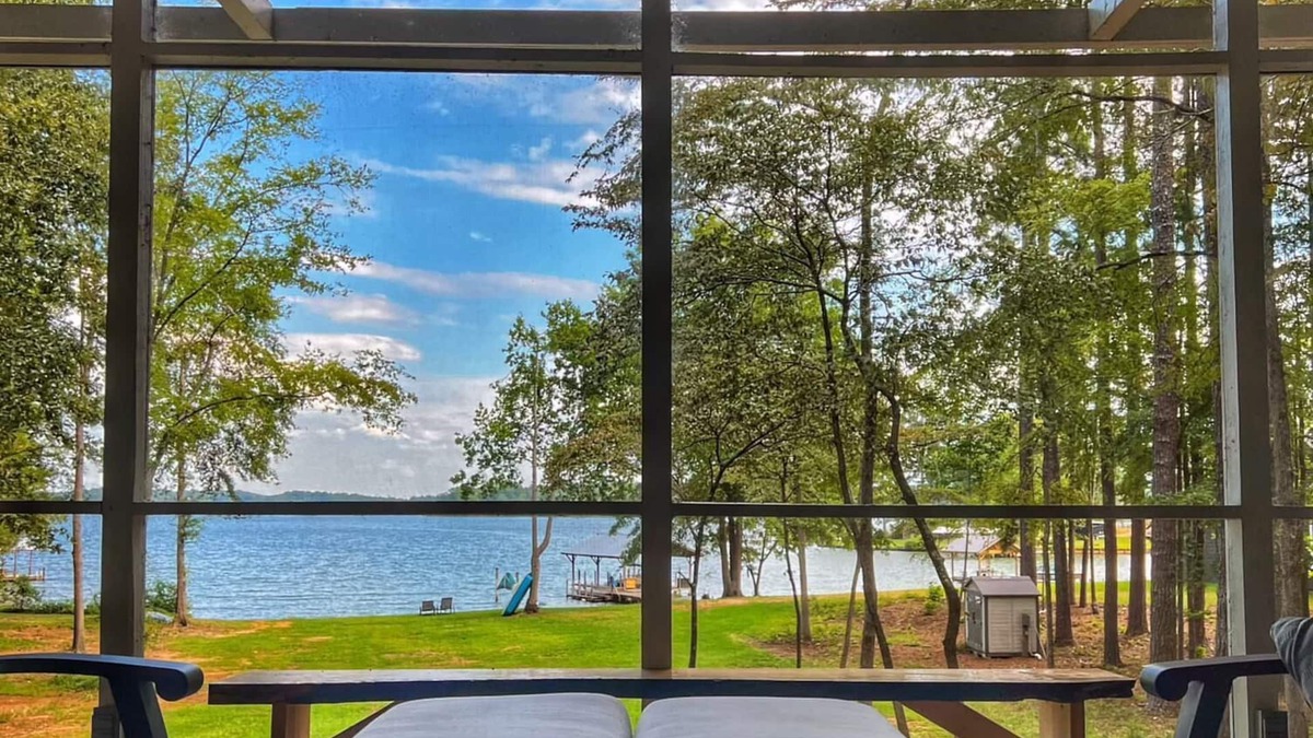Ninety Six House | 3 Bedroom + Kids Loft, Lovely Family Lake Front Vacation Home
