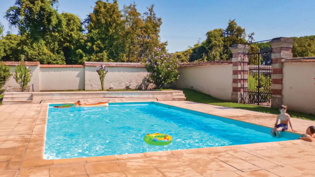 Ocquerre Apartment | 3 bedroom lovely apartment in Ocquerre