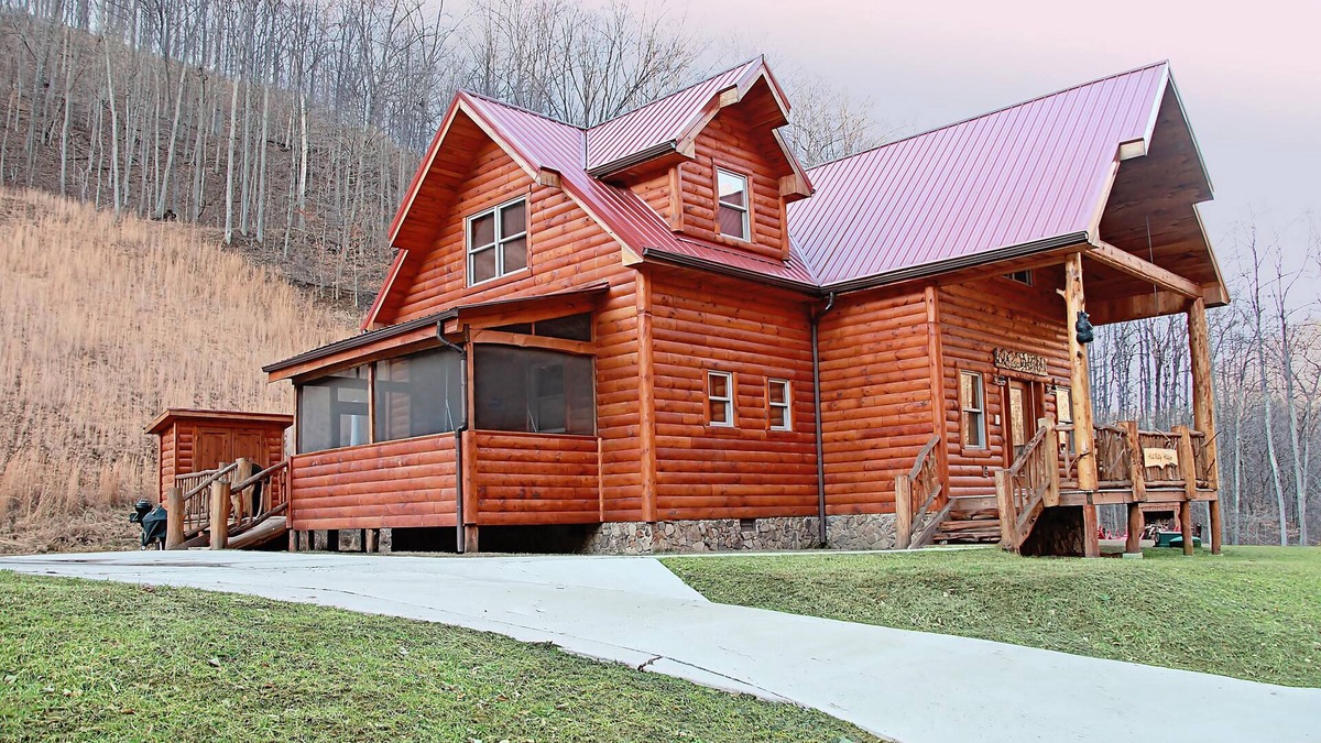 Pecks Mill Cabin | 3-Bedroom Master Deluxe