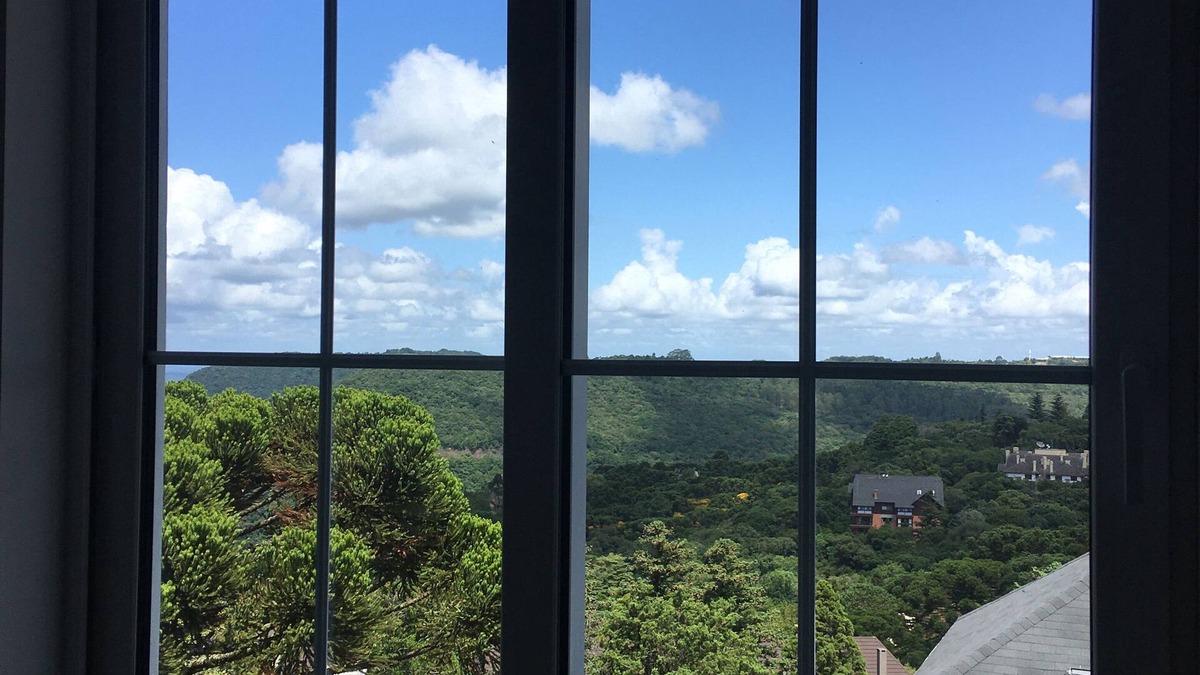 Gramado Apartment | 3 Bedroom Penthouse in Homelland Condominium, Downtown