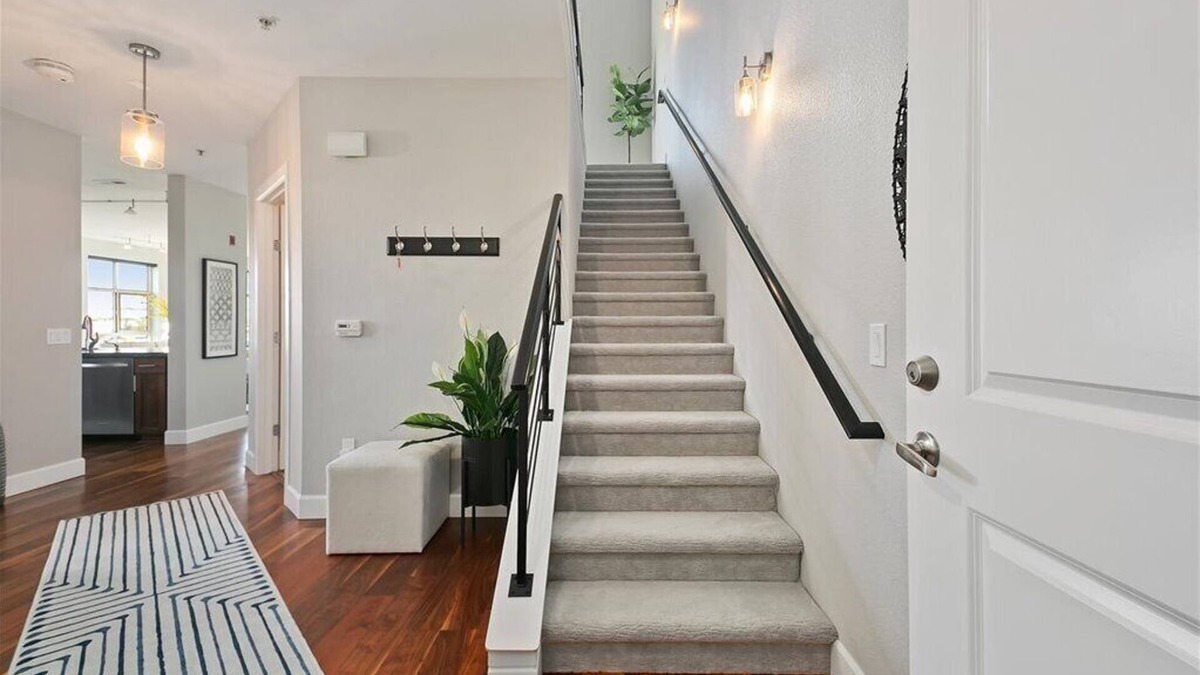 Downtown Boise Condo | 3-bedroom penthouse condo in DownTown Boise, 2 decks, Close to Everything!