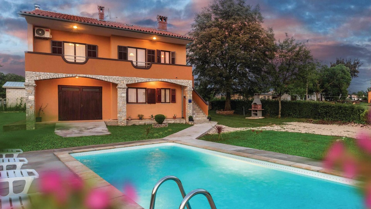 Grandici House | 3 bedroom pet friendly home in Barban