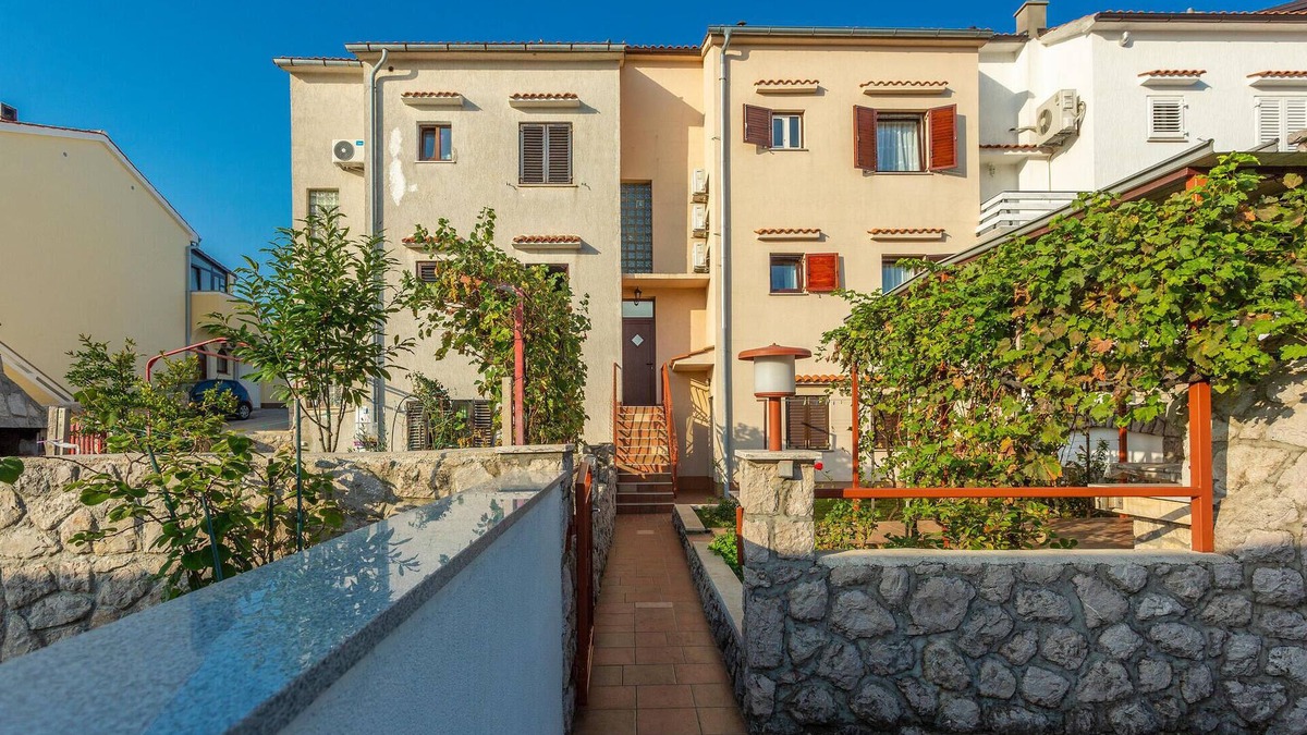 Municipality of Omisalj House | 3 bedroom stunning home in Omisalj