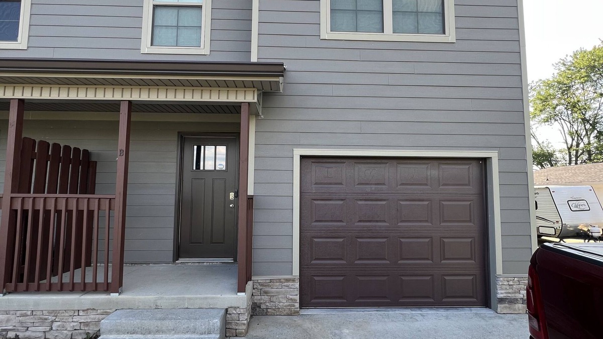 Lebanon House | 3 bedroom townhome close to Nashville!