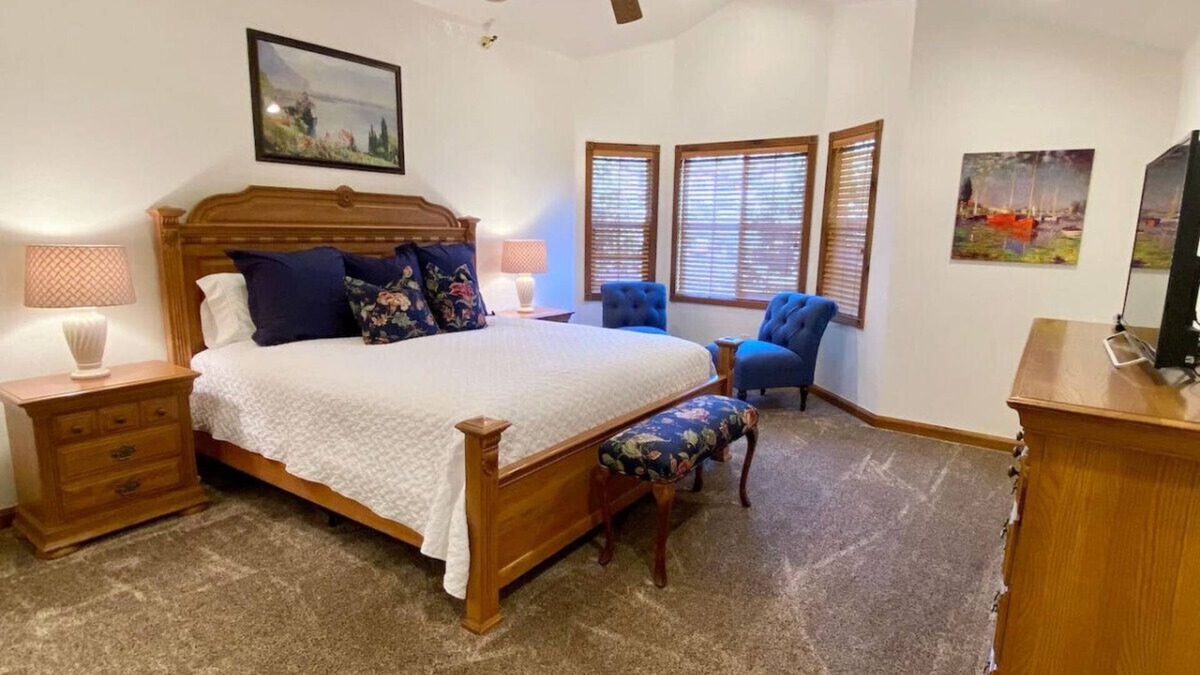 Midway House | 3-bedroom townhome in Zermatt Resort