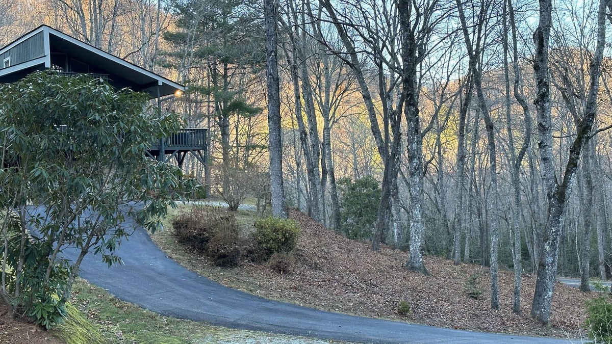 Otto House | 3-bedroom vacation home minutes from Chattahoochee National Forest