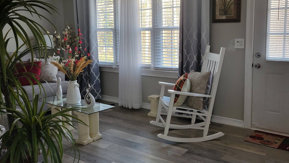 Forest City House | 3-bedroom vacation home just 10 minutes from Forest City