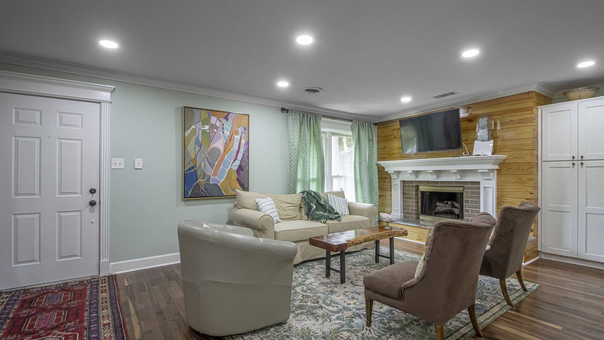 Little Rock House | 3-bedroom vacation home just 12 minutes from Simmons Bank Arena