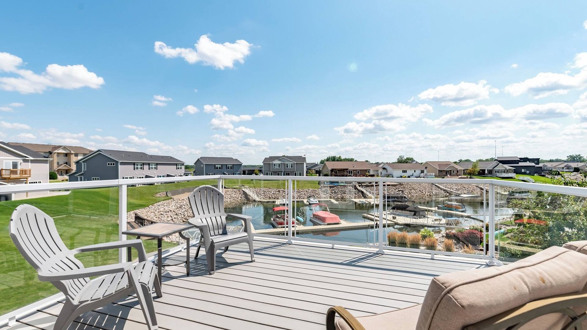 Bismarck House | 3-Bedroom Waterfront Home Minutes from Downtown Bismarck