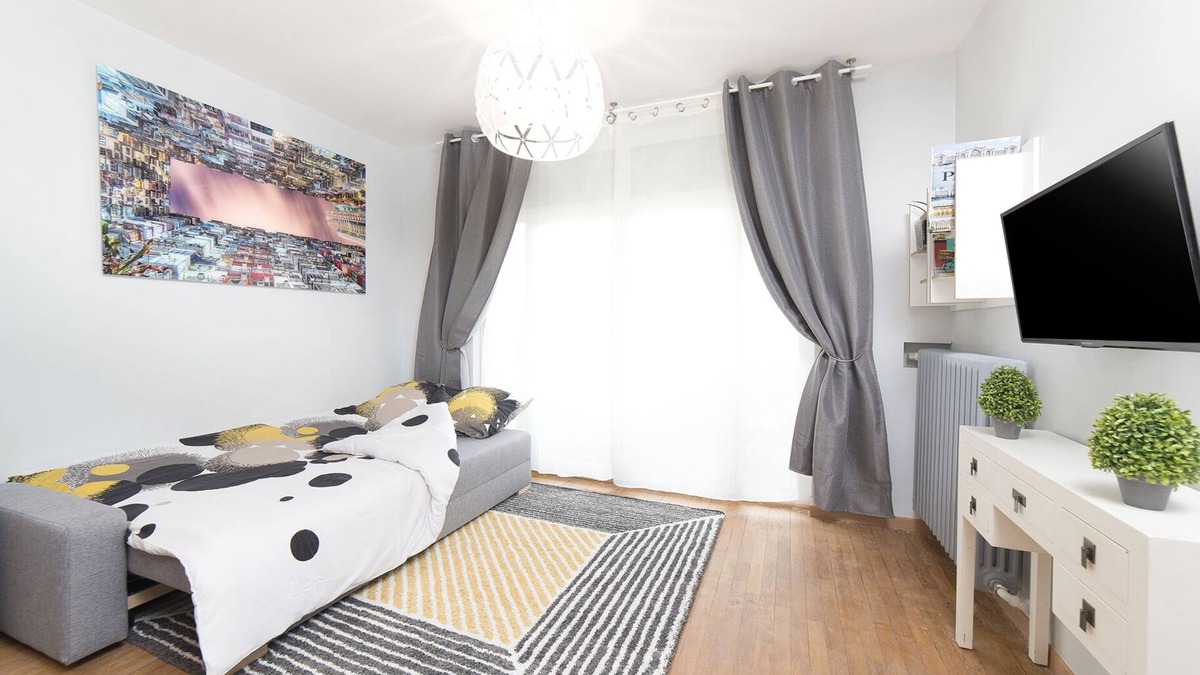 Villejuif Apartment | 3 bedrooms - 3 bathrooms - air conditioning - parking - quiet location