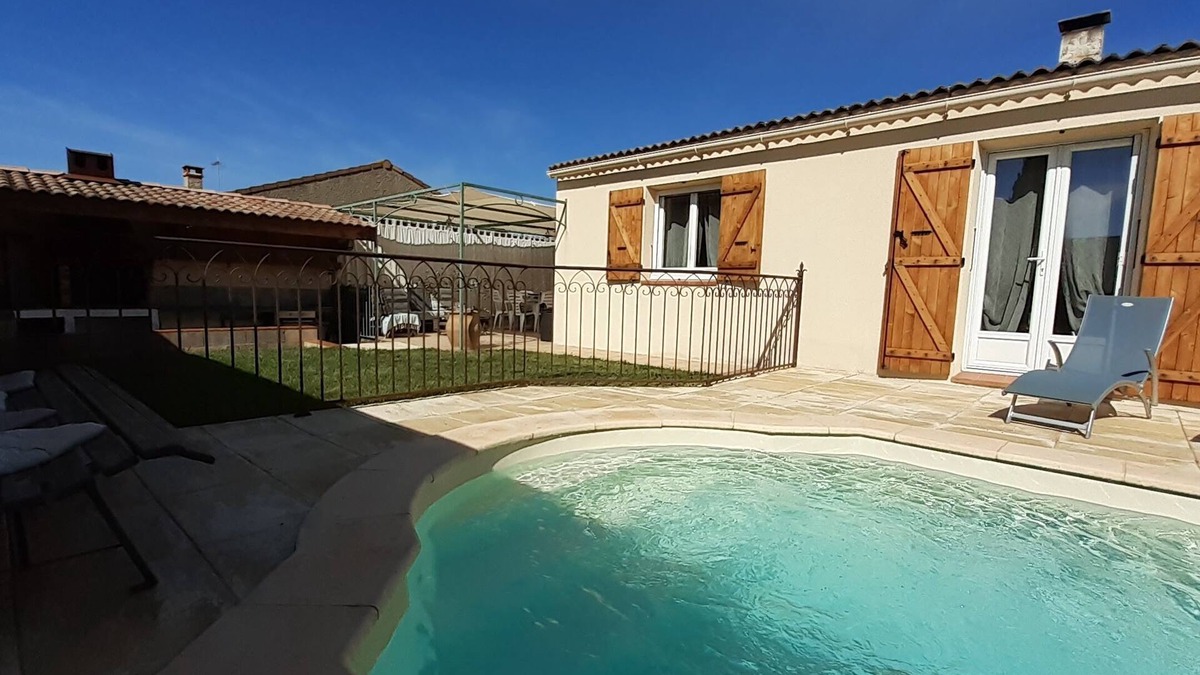 Vergeze Villa | 3 Bedrooms Villa In Vergèze